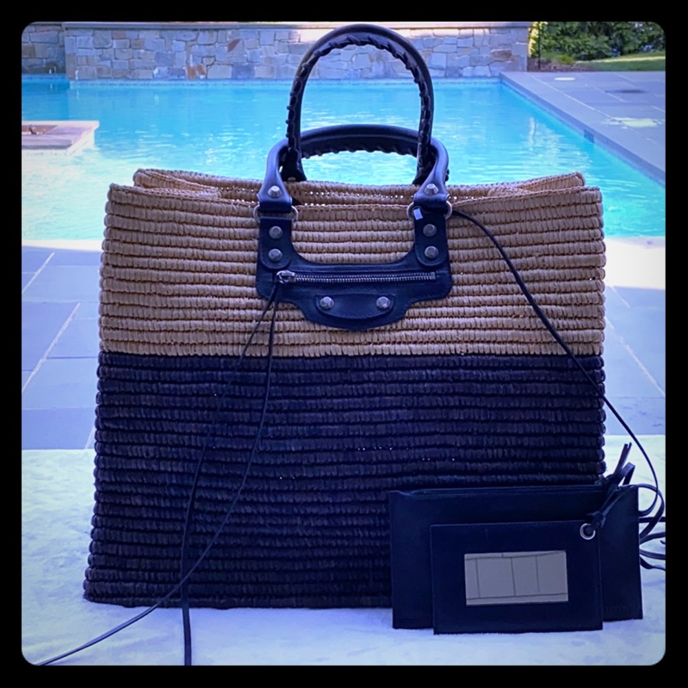 Balenciaga Straw Tote in natural and navy